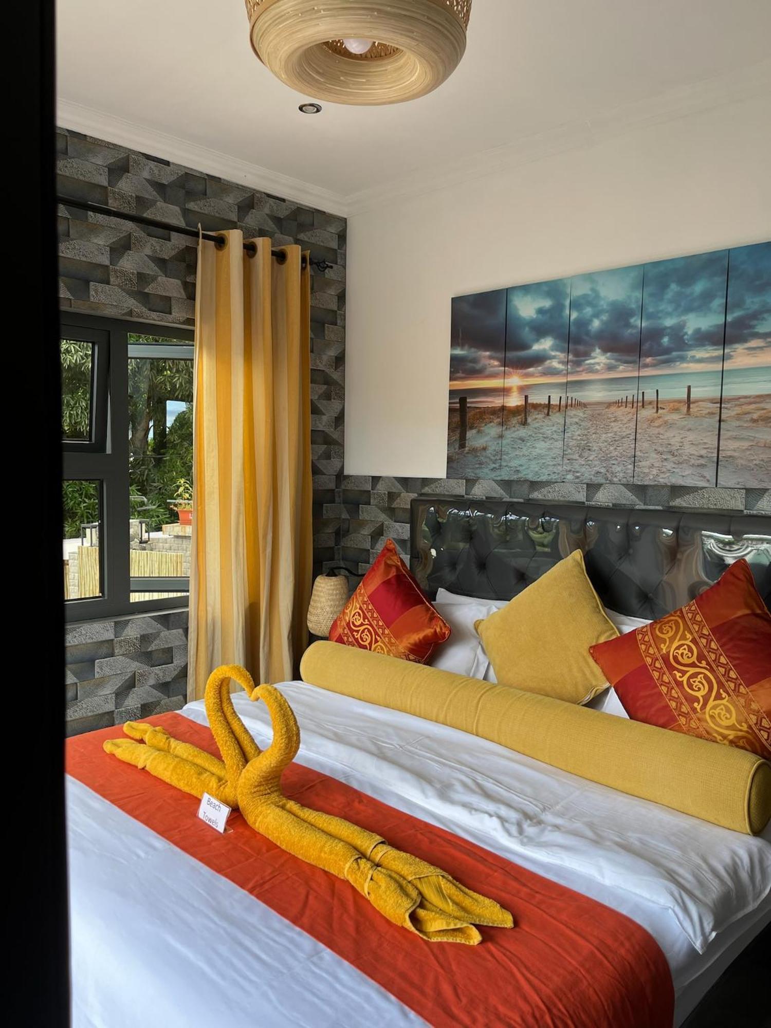360 Degrees Villa Victoria Rum bild